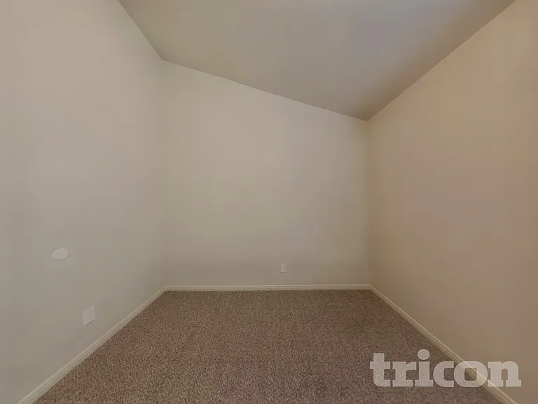 9829 Glen Brook Ln — Photo 10
