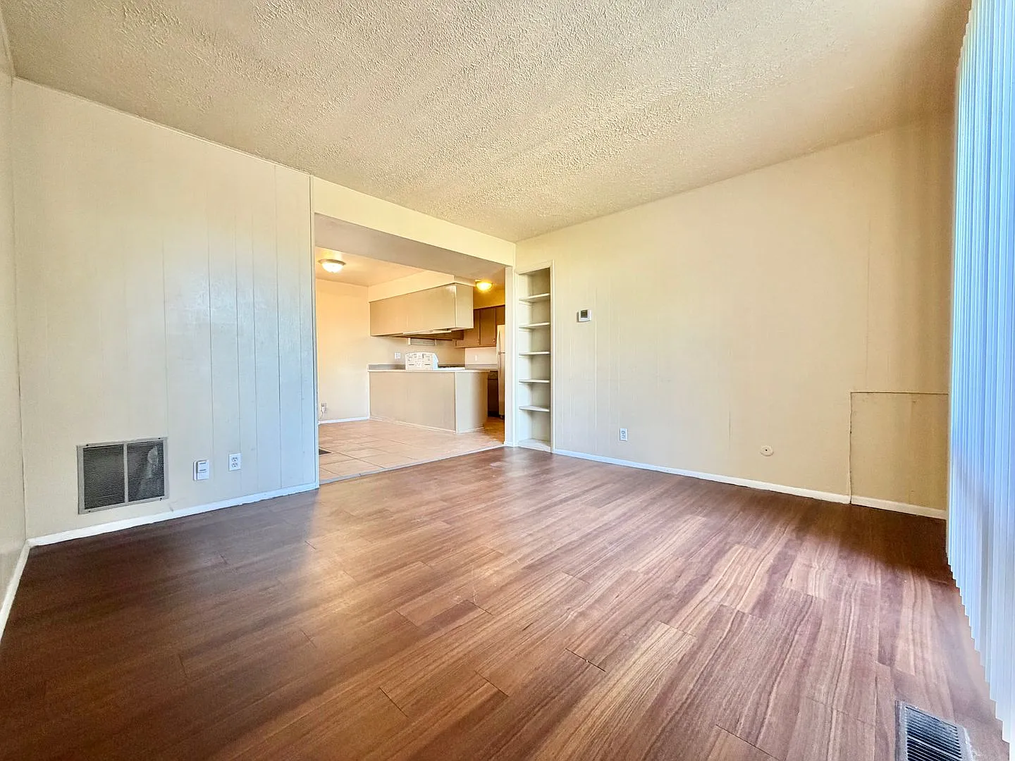 X1-Sunset View Apartments — Photo 3