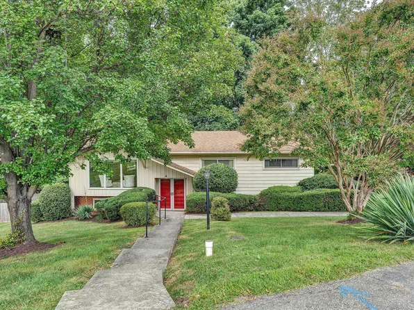 6750 McKinney St, Roanoke, VA 24019