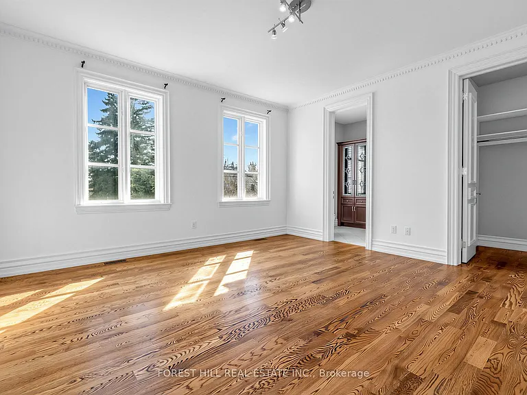 8 Colvestone Rd — Photo 27