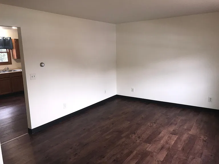 367 Rose Ln #B — Photo 7