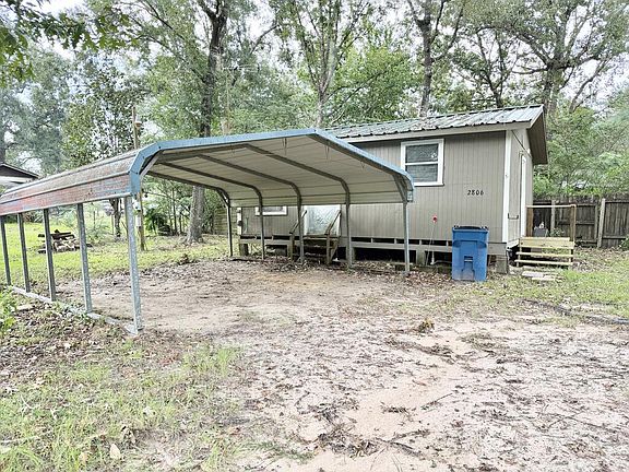 2nd image of 2806 Western Hills Dr