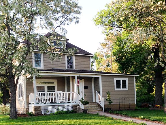 4th image of 307 E Hughes Ave