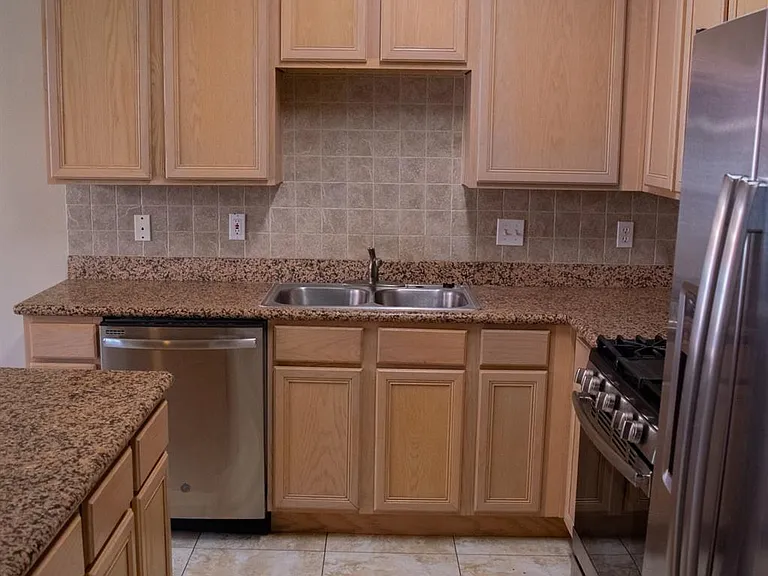9224 Rodney Ray Blvd #18 — Photo 17