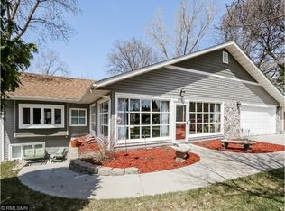 806 12th Ave NW, New Brighton, MN 55112