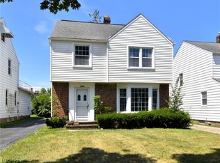 3646 Lindholm Rd, Shaker Heights, OH 44120