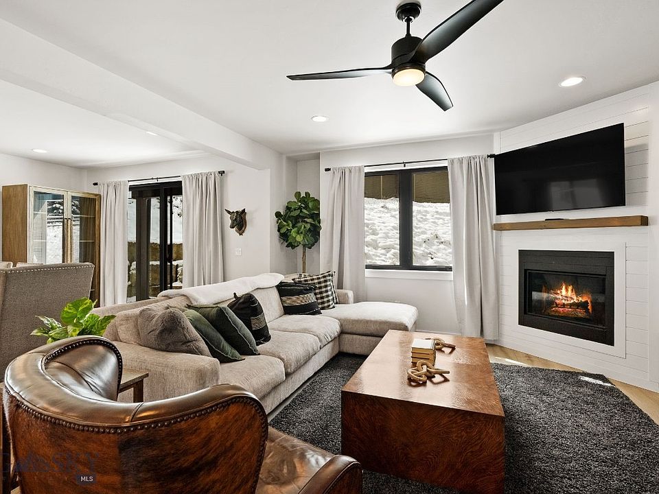 1st image of 691 Sunburst Dr #D