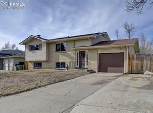 610 Rowe Ln, Colorado Springs, CO 80911