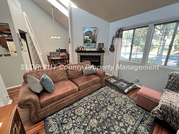 2nd image of 1039 Southwood Dr APT D