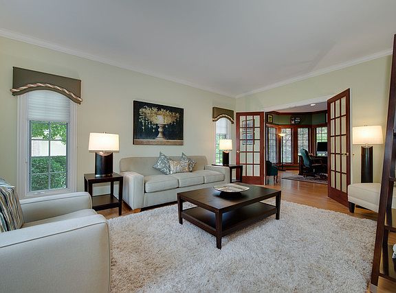 5th image of 1417 Plumwood Dr
