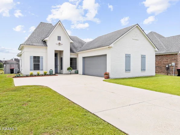 115 Meadow Gate Dr, Lafayette, LA 70508