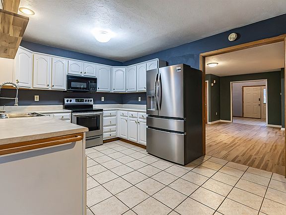 5th image of 1532 W Gore Rd