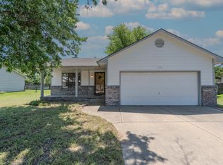 1313 E Dirck St, Haysville, KS 67060