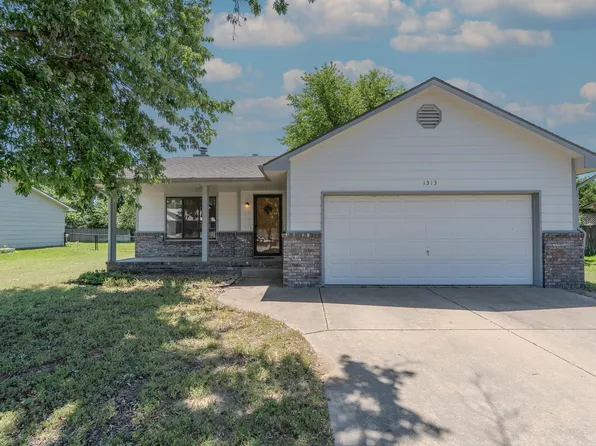 1313 E Dirck St, Haysville, KS 67060