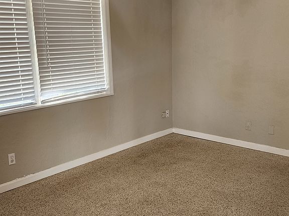 4th image of 630 Eldorado St