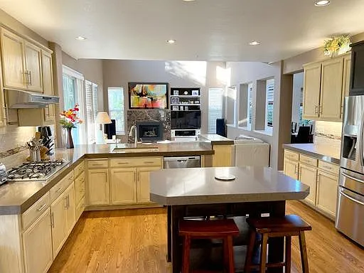 41 Presidio Dr — Photo 18