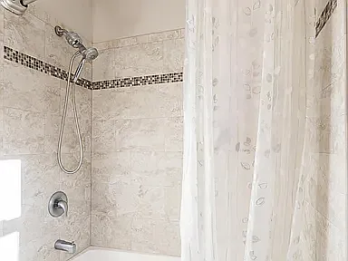 323 Suburban Dr — Photo 22