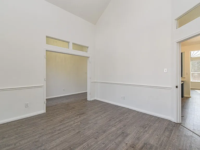 30611 Country Meadows Dr — Photo 12