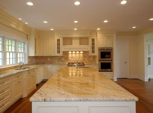 86 Sheather Rd, Bedford Corners, NY 10549