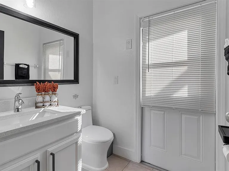 16748 Lazy Breeze Loop — Photo 29