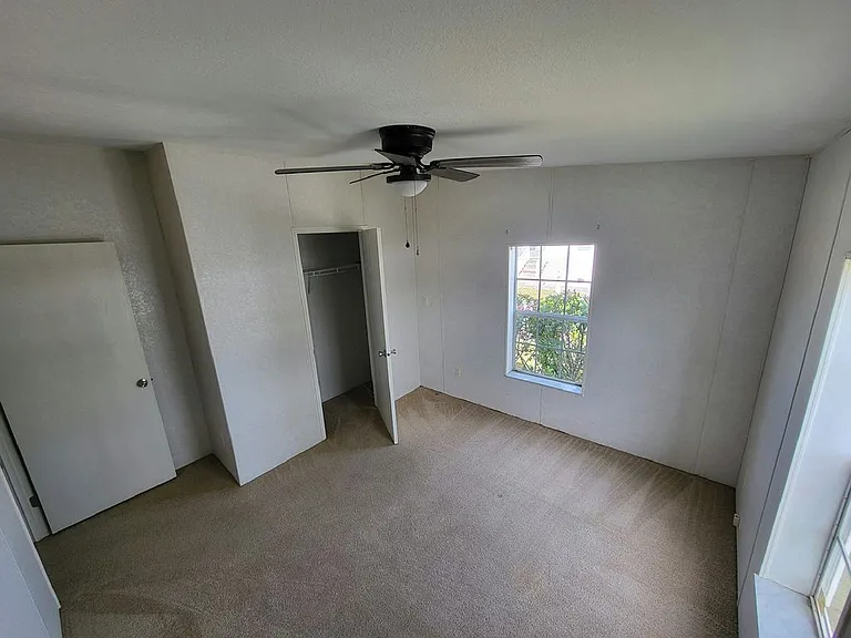182 Oleander St #182 — Photo 8