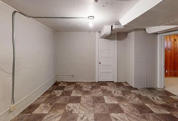 5th image of 302 N 15th St