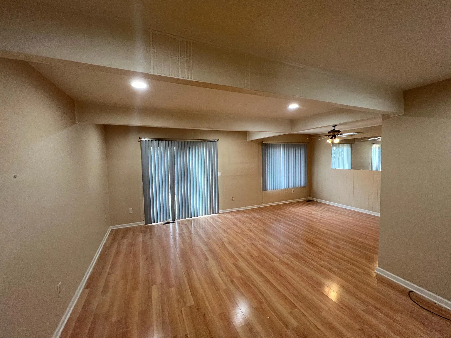 2 bed, 2.5 bath, 1500 sqft, $1,750 — Photo 2