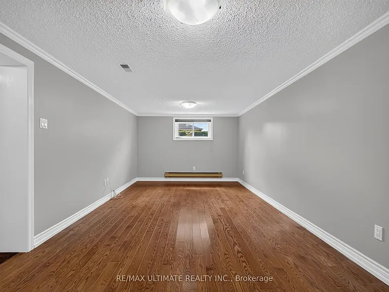 20 Wye Valley Rd #BASEMENT — Photo 21