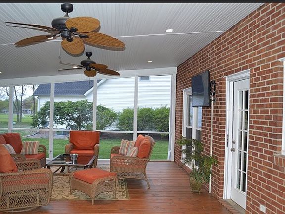 3rd image of 817 Chippendale Dr
