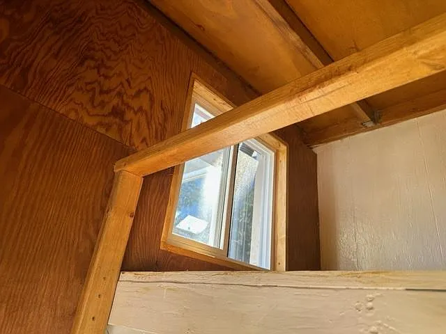 Sierra Dr — Photo 11