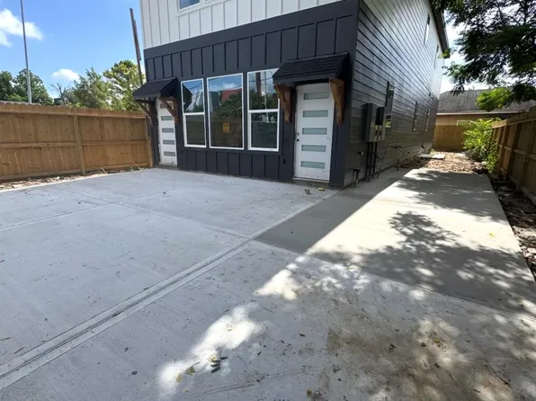3313 Sampson St, Houston, TX 77004