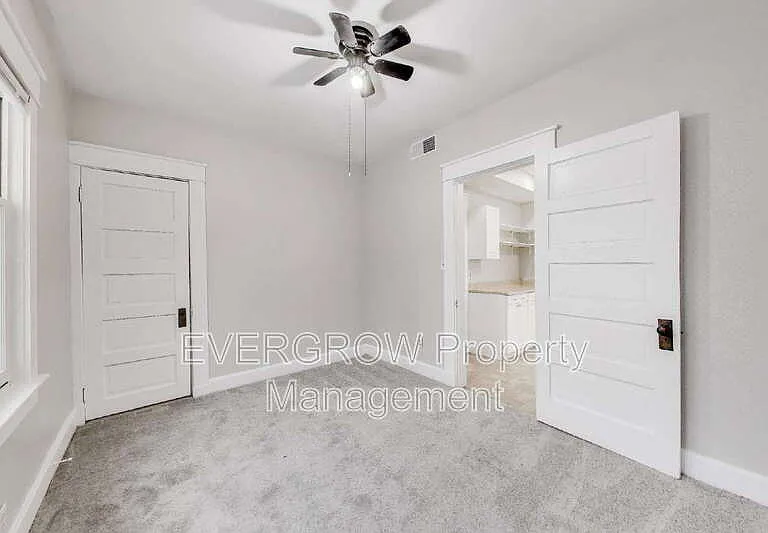 945 Woodruff Place Middle Dr #4 — Photo 26