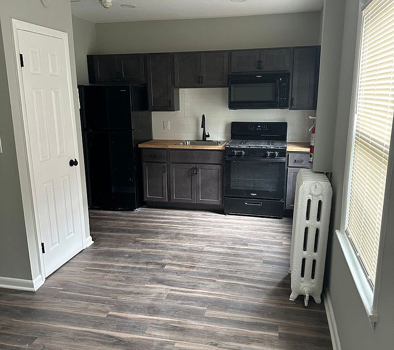 1st image of 607-609 Northampton St #1084