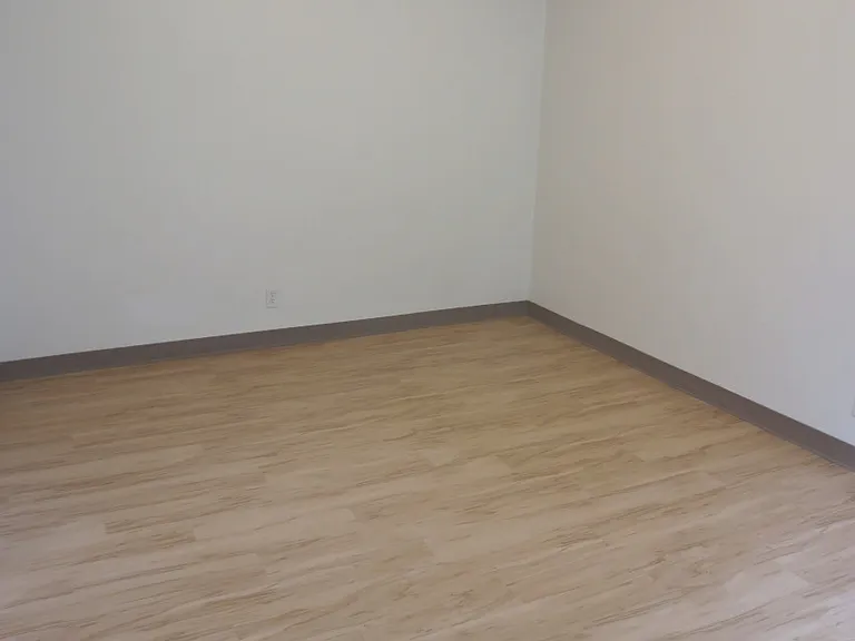 5712 Phillips Ave #B5 — Photo 3