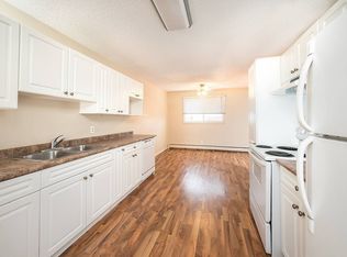 9909 101st St, Fort Saskatchewan, AB T8L1V6