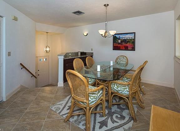 3rd image of 27135 Oakwood Lake Dr