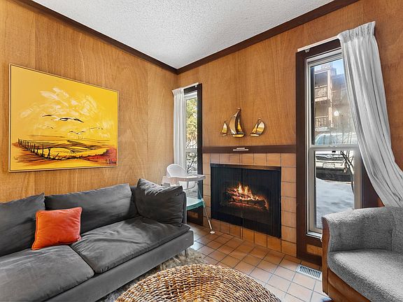 3rd image of 3115 N Lake Blvd #16