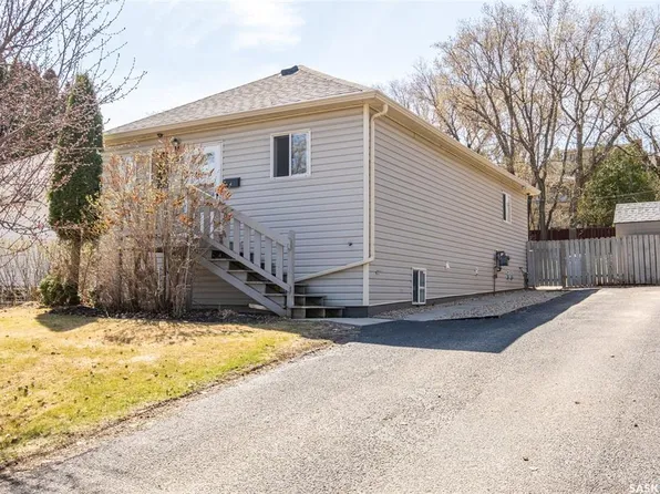 333 19th STREET W, Prince Albert, SK S6V 4C8