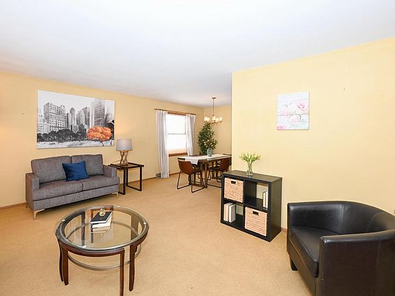 3rd image of 5316 Robin DRIVE