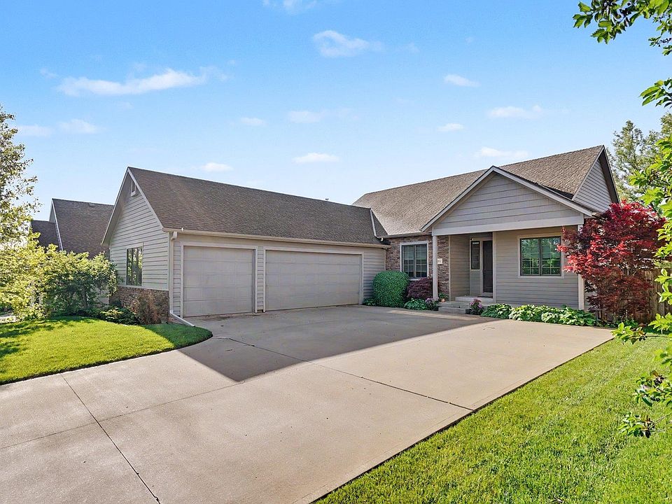 1st image of 6205 Crystal Ln