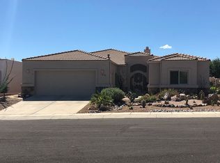 631 W One Wood Pl, Green Valley, AZ 85614