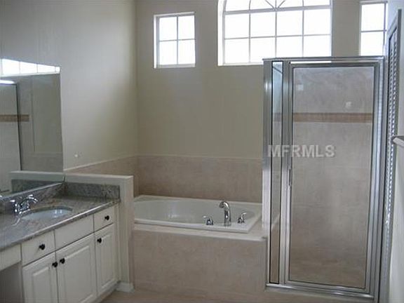 5th image of 2226 Blossomwood Dr