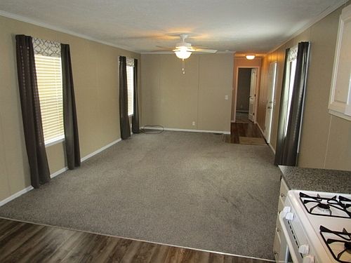 2nd image of 164 Applewood Ct