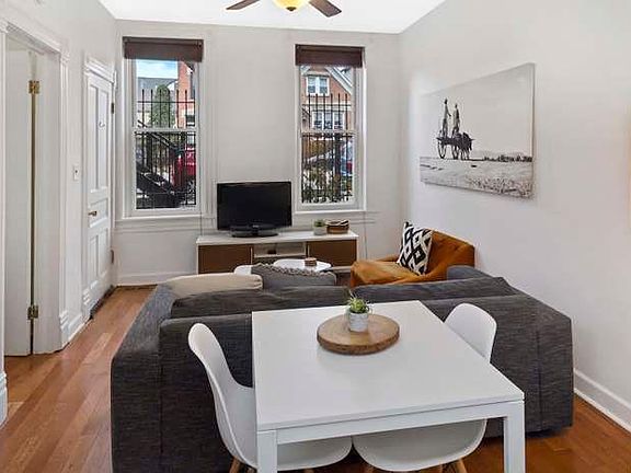 2nd image of 2114 N Oakley Ave #1