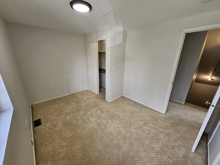 Upstairs Bedroom 1