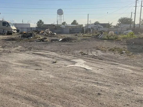 513 S Mulberry St, Pecos, TX 79772