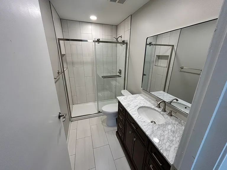 134 Kathleen Dr — Photo 10
