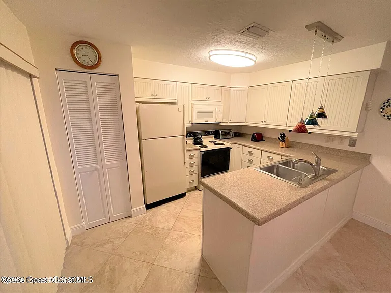 3291 River Villa Way — Photo 8
