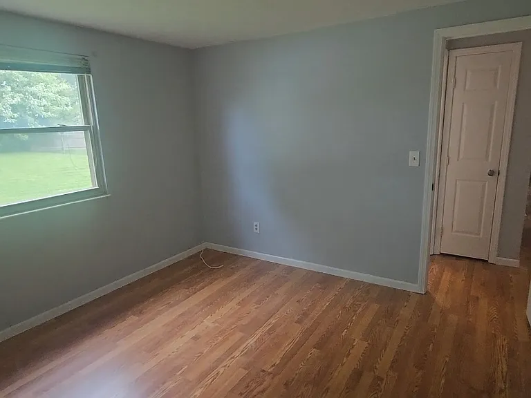 3977 Hunters Green Dr — Photo 7