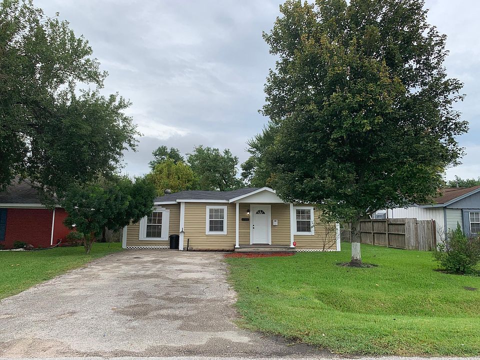 1st image of 7437 Aljean Ln